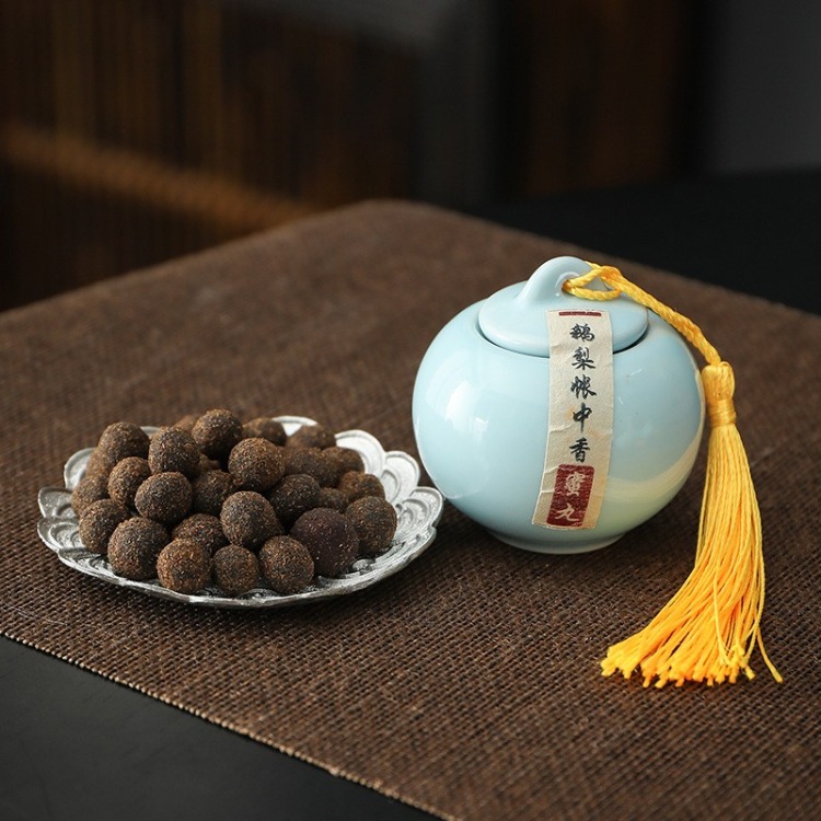 Classical Blends &ndash; 8 traditional formulas, hand-rolled with honey, smoke-free